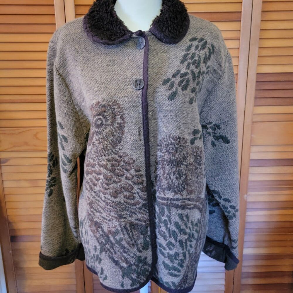 Size Large Owl Cedar Canyon Clothing Company button up jacket